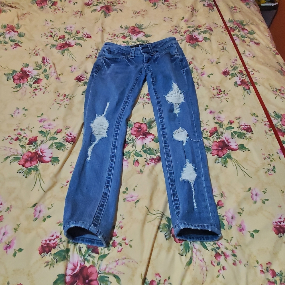 Bebe skinny distressed jeans